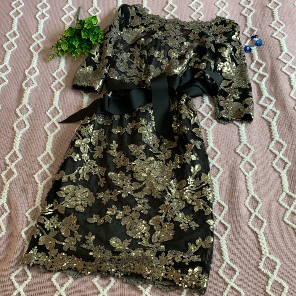 {Tadashi Shoji} floral embellished cocktail dress
